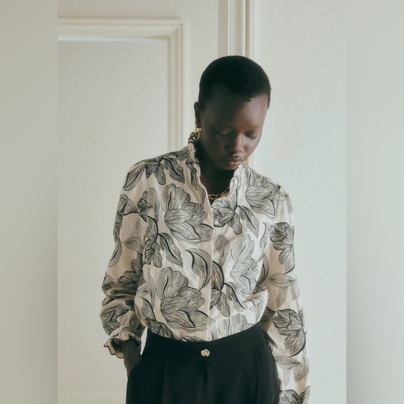 Sezane Tops - Sezane Cendrine Shirt Ecru With Black Embroidered Flowers - Size 8